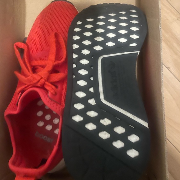 ADIDAS NMD R1 - Picture 4 of 4